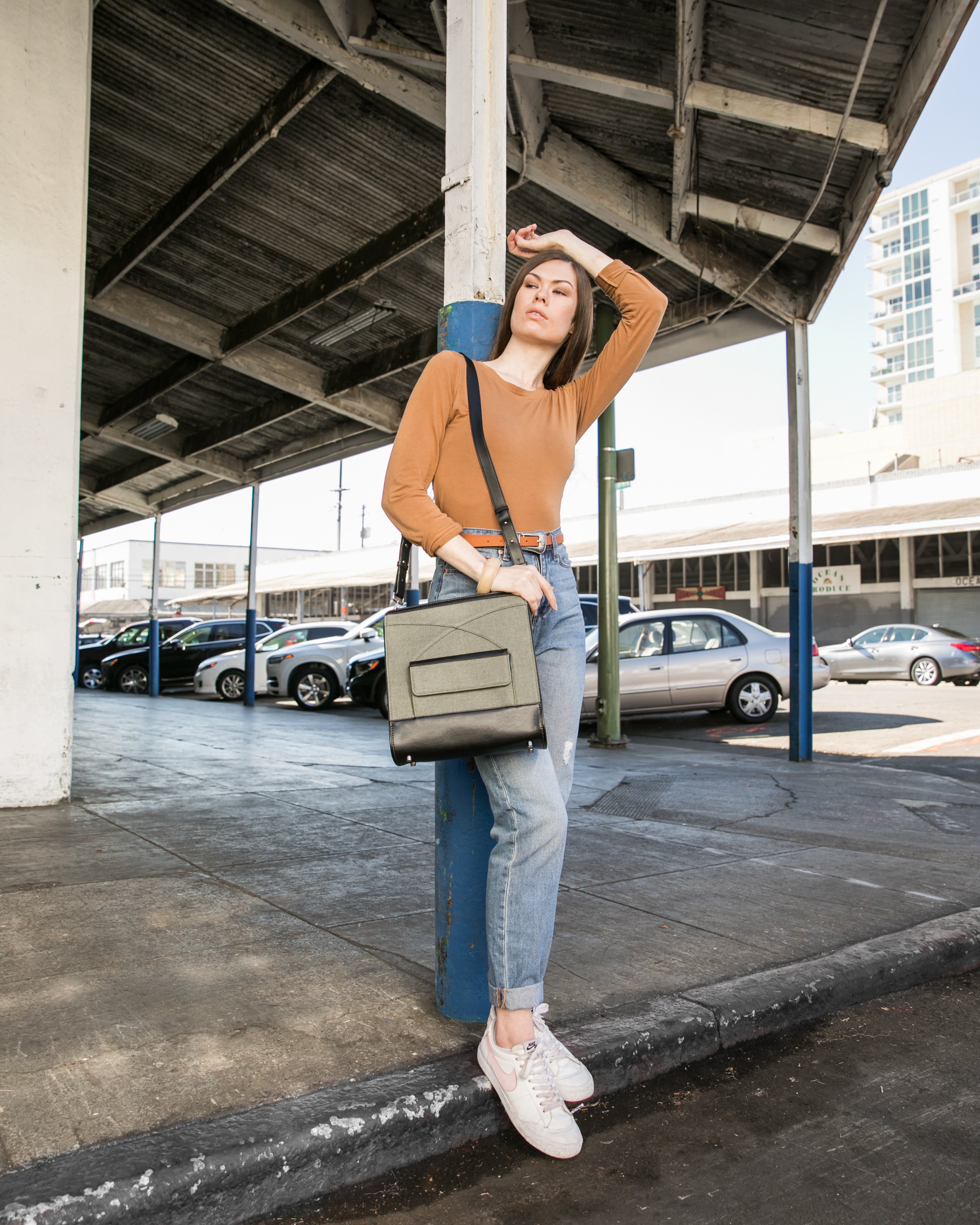 The Role of Innovation in Sustainable Vegan Bag Materials